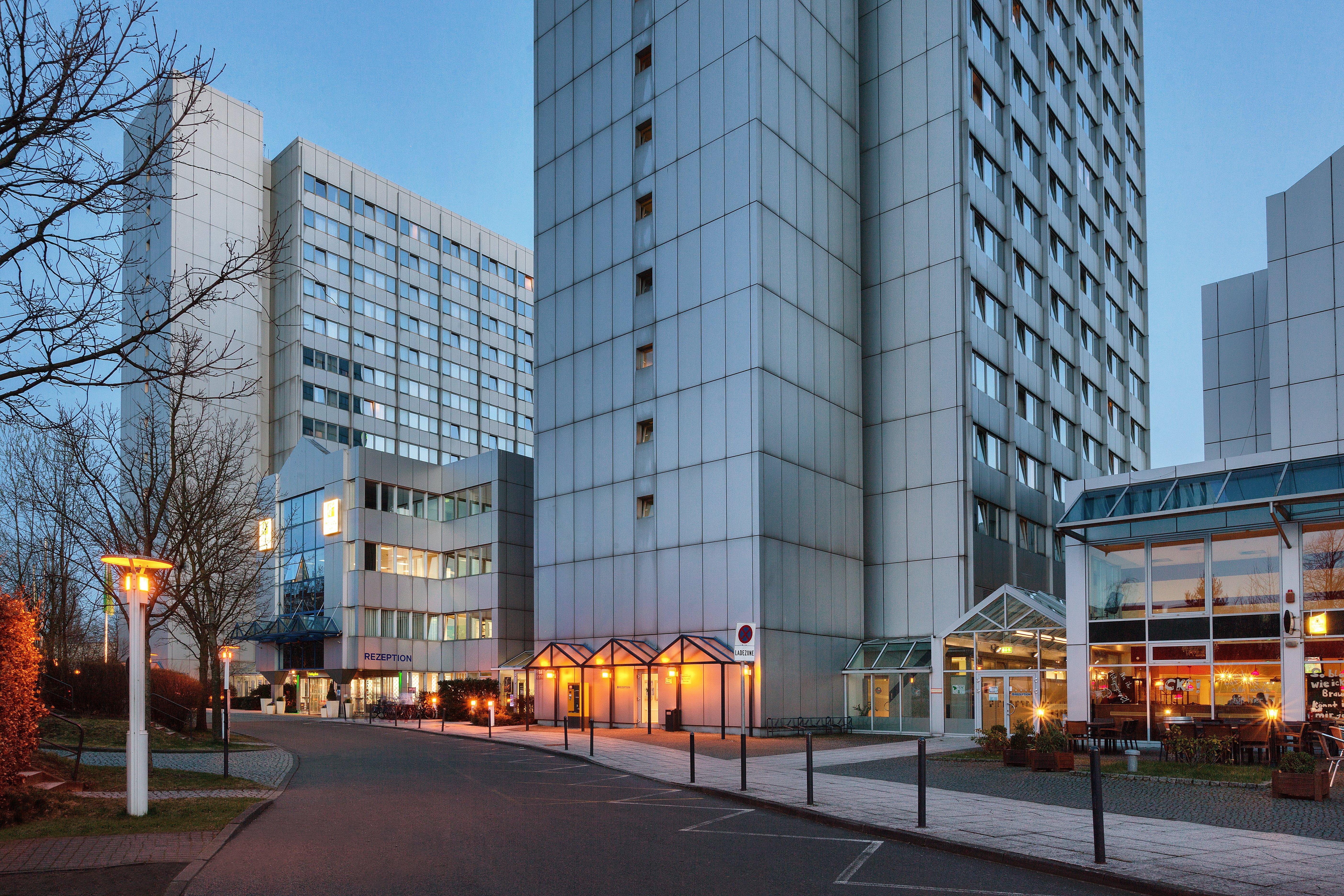 Holiday Inn Berlin City-East Landsberger Allee, An Ihg Hotel מראה חיצוני תמונה